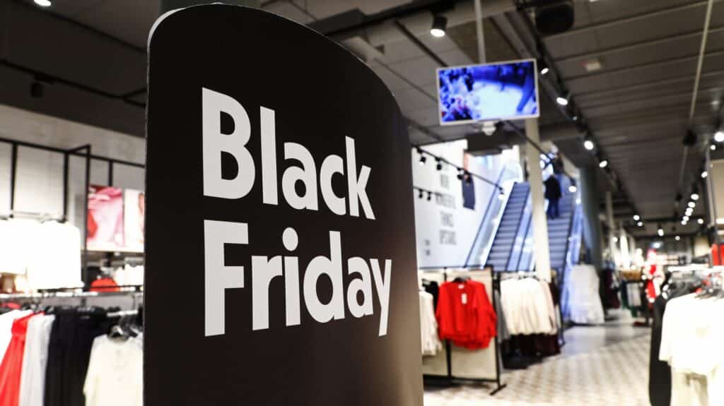 Black Friday немесе Жомарт жұма басталды: кім қандай жеңілдік ұсынды