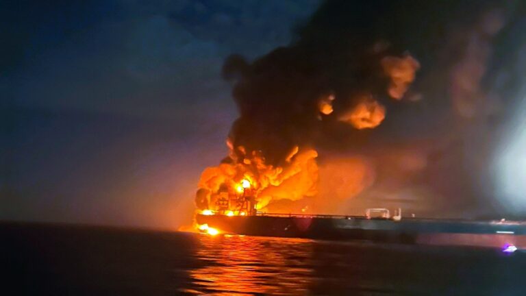 Астана танкерлерге жасалған шабуылды АҚШ, Еуропа елдерімен талқылады