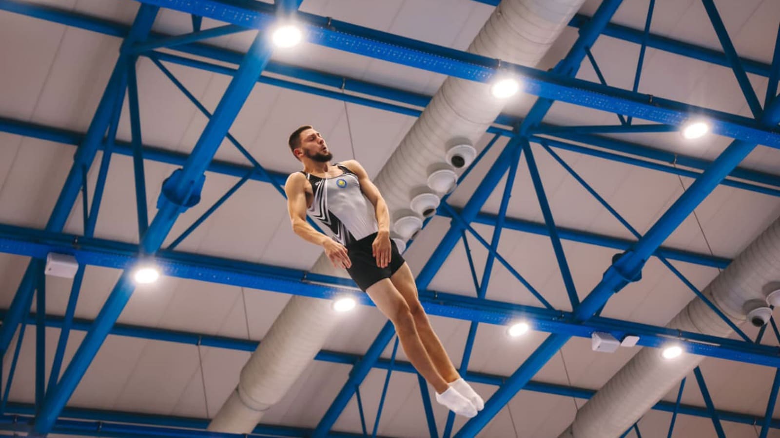 Сборная Казахстана выступила на чемпионате мира по батутной гимнастике в Испании.