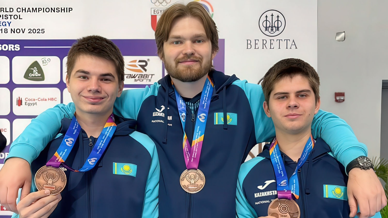 В минувшие выходные мужская сборная Казахстана в составе Никиты Чирюкина, Кирилла Федкина и Артемия Кабакова завоевала бронзовую медаль чемпионата мира по пулевой стрельбе в Египте