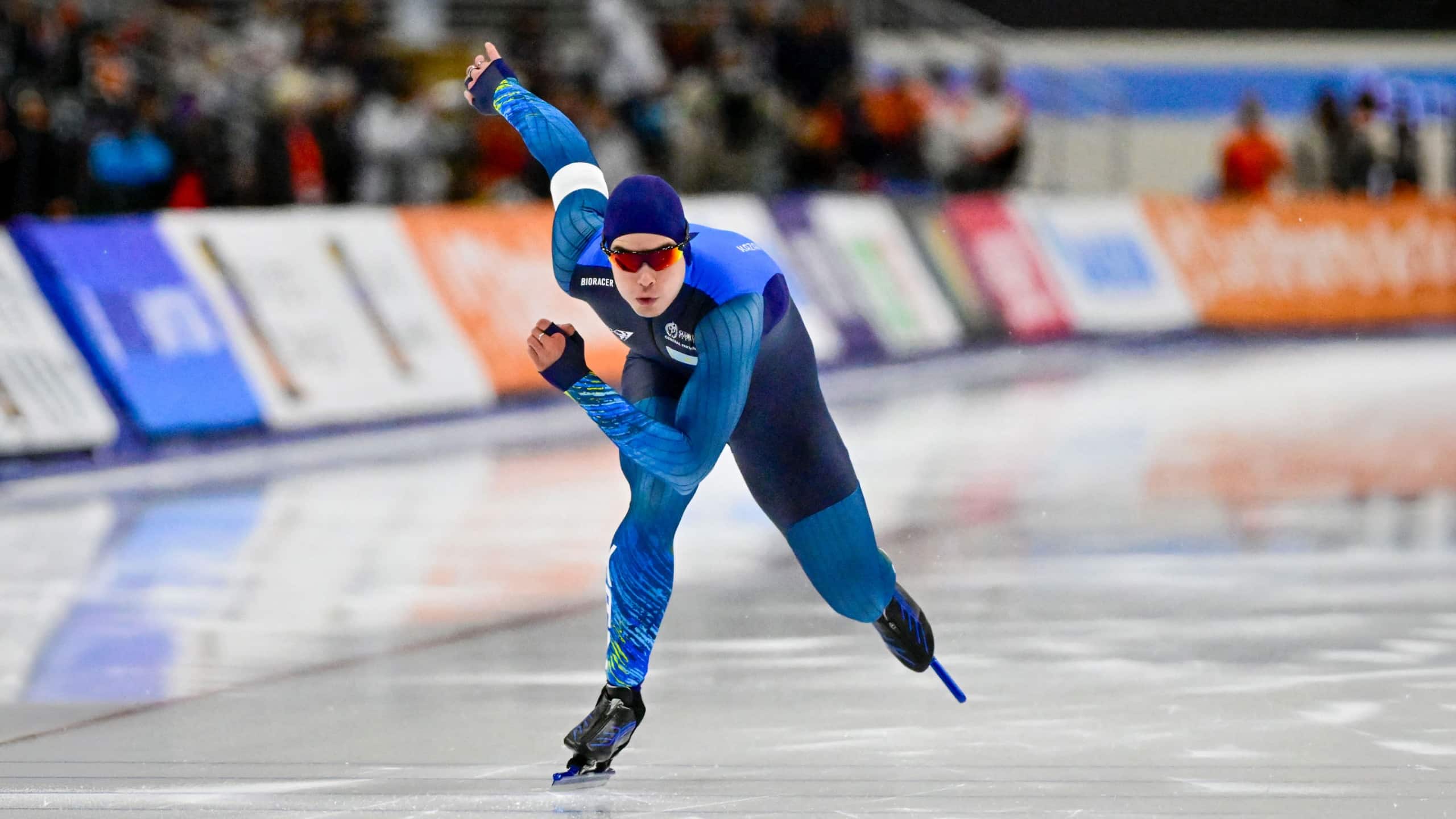 Казахстанский конькобежец Евгений Кошкин завоевал серебро на первом этапе Кубка мира-2025/26 в американском Солт-Лейк-Сити