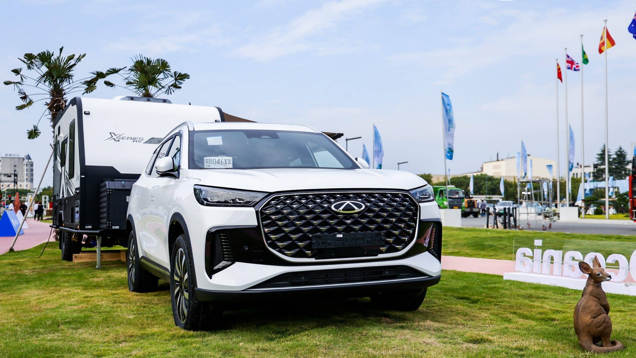 Chery Tiggo 8, кемпер Чери тигго 8 прицеп