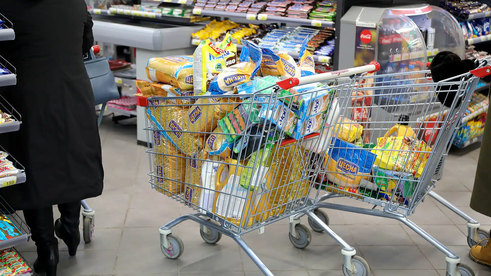 Ваучеры на еду будут давать казхстанцам