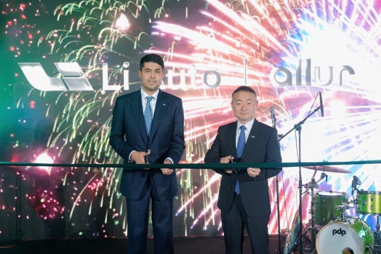 В столице состоялось открытие первого полноценного дилерского центра Allur | Li Auto