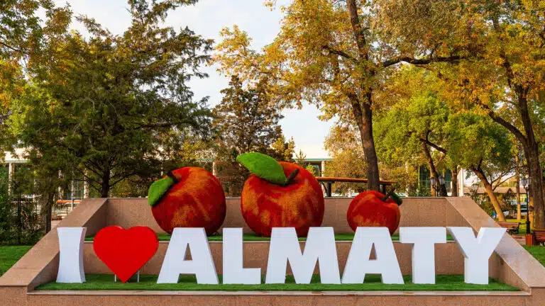 Стало известно, какие достопримечательности Алматы любят иностранные туристы