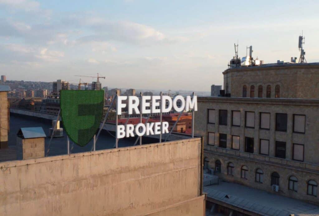 Как Freedom Broker Armenia формирует зрелую инвесткультуру