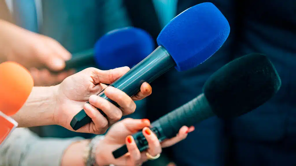 Депутат предостерег журналистов от "грязных денег" инфокиллерства