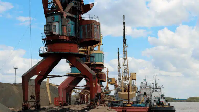 Компания дочери экс-депутата, выигравшая крупные тендеры в Алматы, удвоила прибыль