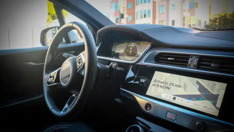 Self-driving taxis set to hit Astana roads in 2026