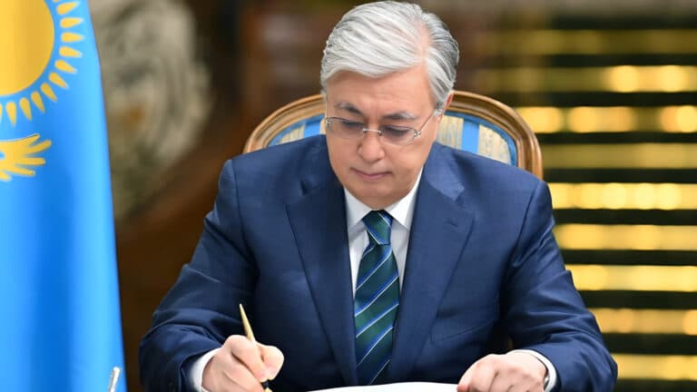 Тоқаев мемлекеттік органдарға жеке ІТ-жүйеге көшуге тыйым салды