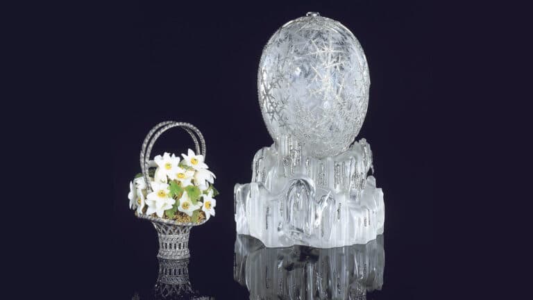 Rare crystal Fabergé egg sells for record price in London