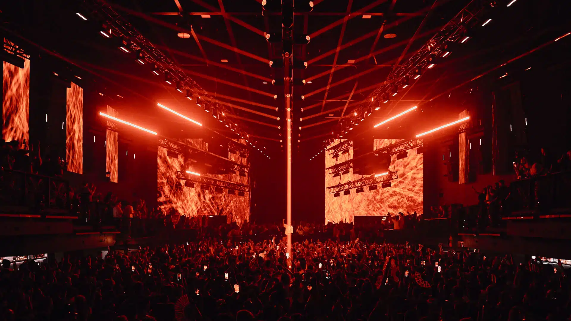 Топ-100 лучших клубов мира назвала Международная ассоциация ночной жизни