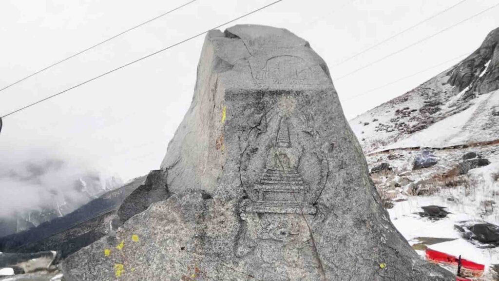 Будда тас / фото: Шадияр Өстемір