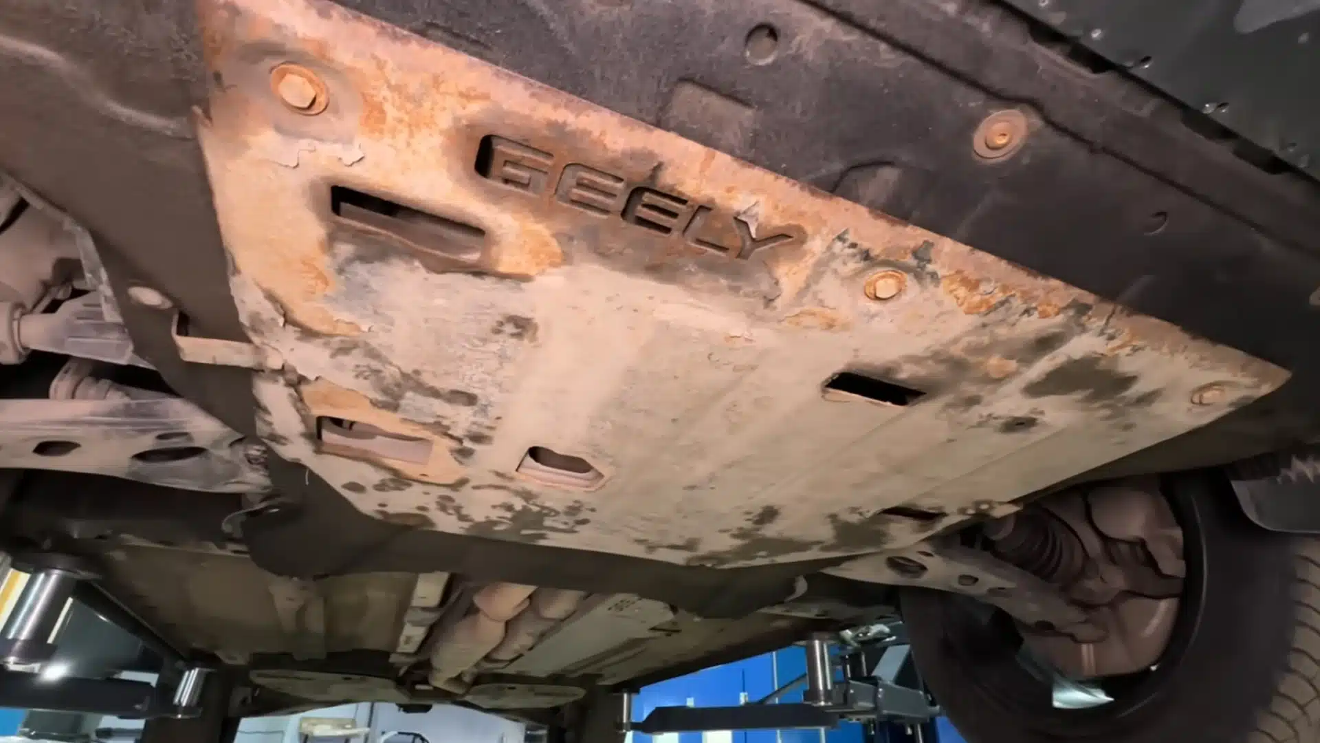 Geely Monjaro обзор, джили монджаро с пробегом, монжаро обзор, Geely Monjaro проблемы, джили монжаро проблемы