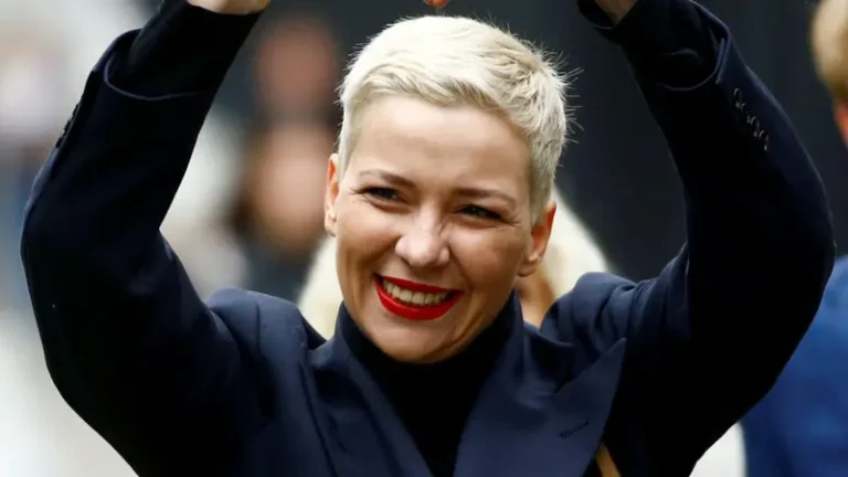 Беларусь оппозициясының өкілі Мария Колесникова бостандыққа шықты