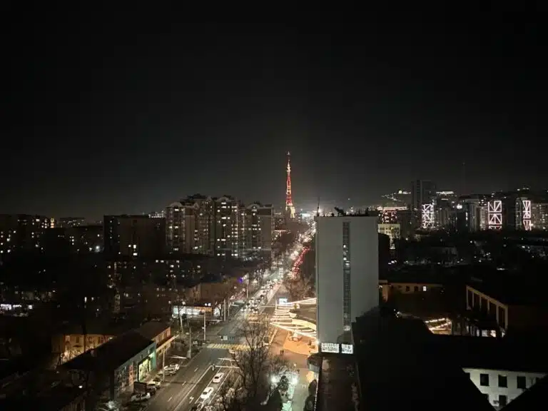 Еще одна телебашня получила праздничную подсветку в Алматы