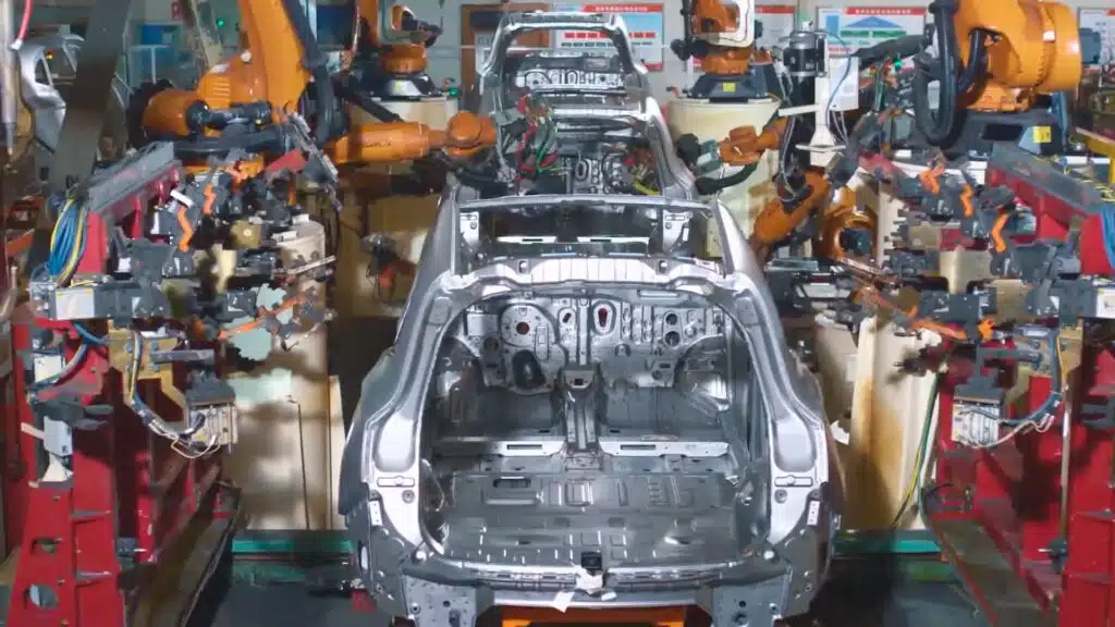 Электромобили могут начать массово производить в Казахстане/youtube.com/@KondorCars, бильд-редактор: Дастан Шанай