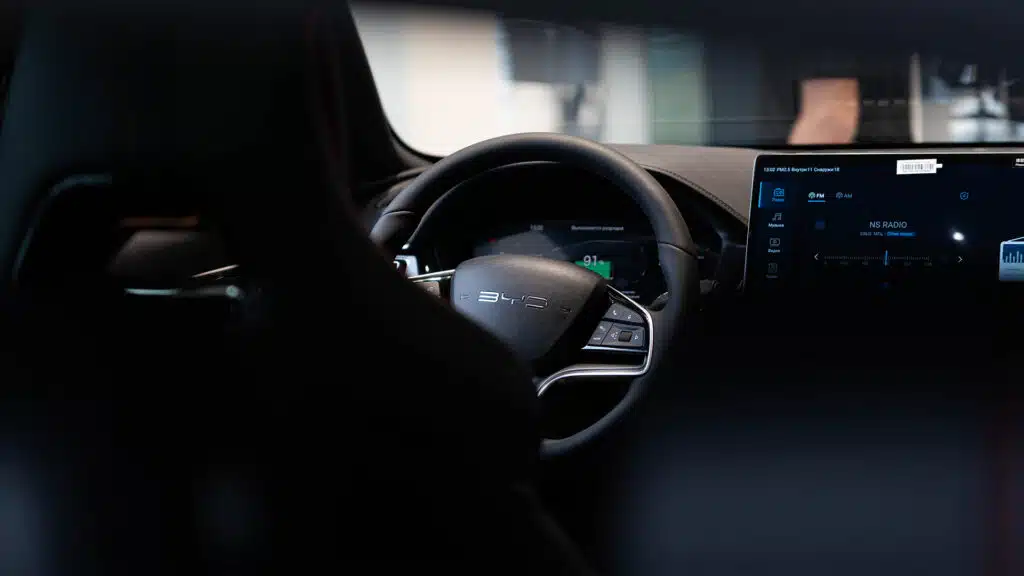 BYD стал самым продаваемым брендом электрокаров в 2025 году