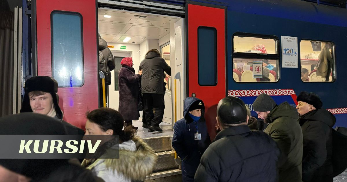 Жителям севера Казахстана выделят дополнительные места в поездах из-за закрытия трасс