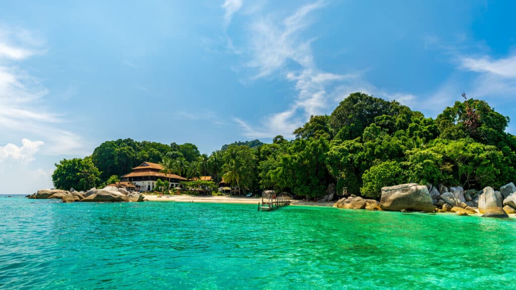 sezony-v-malayzii-kogda-i-kuda-ekhat-turistam