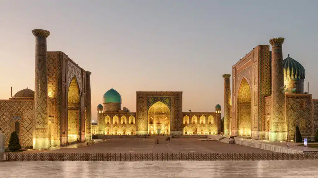 Өзбекстан Еуропа аймағынан келетін туристер санының өсімі бойынша 2-орынға ие болды / фото: KursivMedia мұрағаты