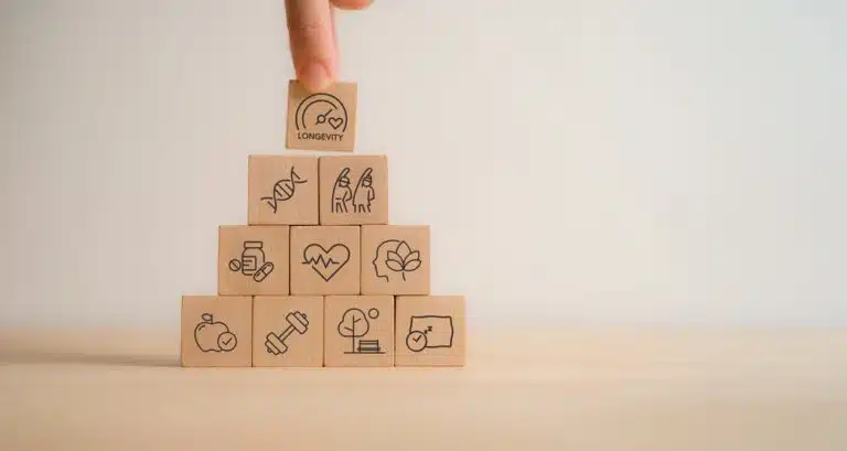 Ғалымдар ұзақ өмір сүруге көмектесетін бес қарапайым әдетті анықтады