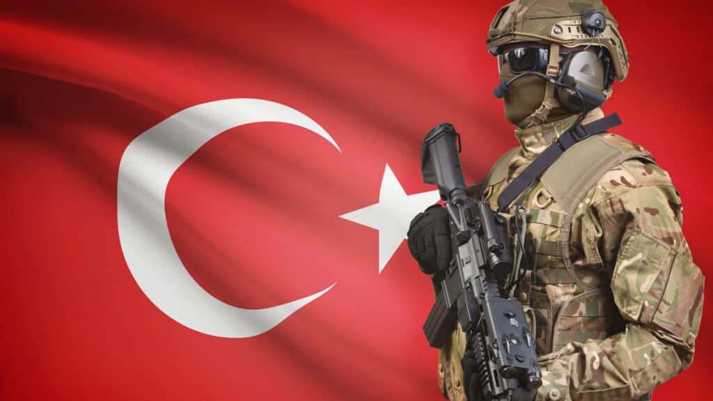 Түрік полициясы содырларға қарсы операция барысында 110 күдіктіні ұстады