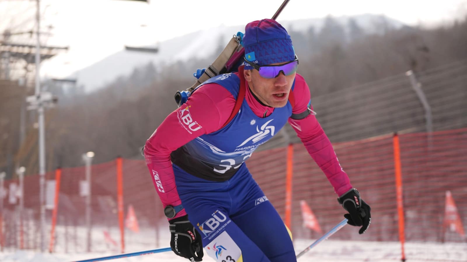 Казахстанские биатлонисты остались далеко за пределами подиума в индивидуальной гонке ЭКМ в Швеции. Лучший результат показал Владислав Киреев, занявший 55-е место. 