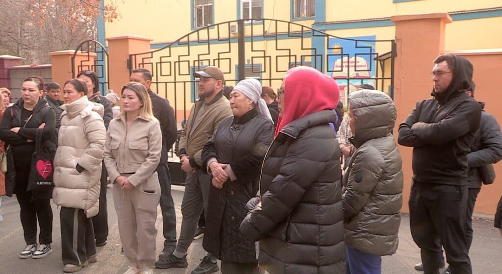 Шымкент мектеп дау