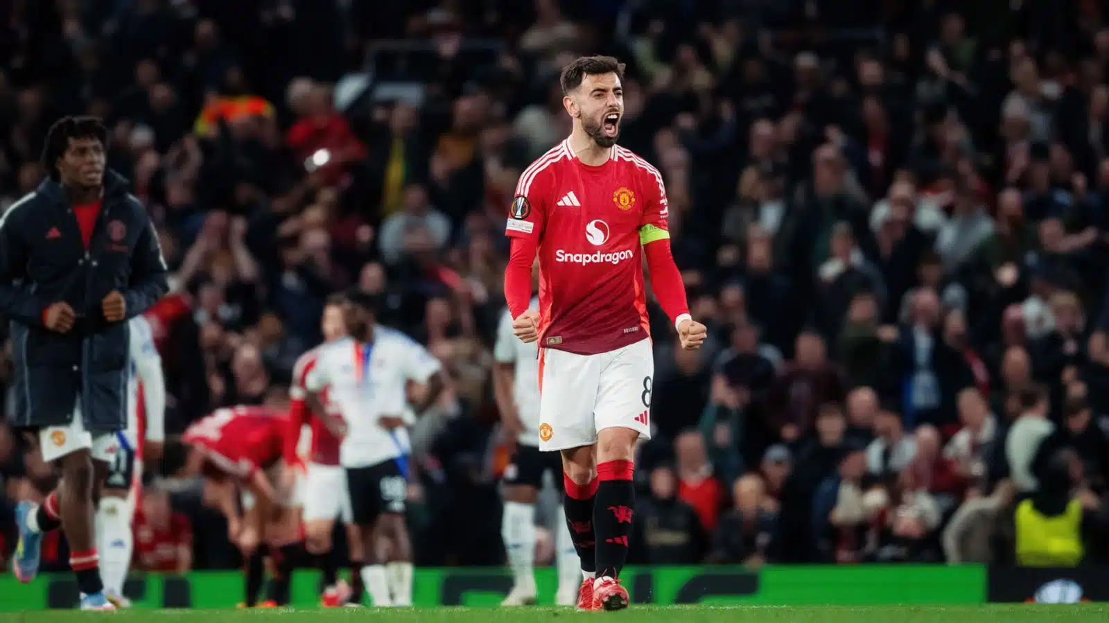 Капитан «Манчестер Юнайтед» Бруну Фернандеш признался, что болезненно воспринял готовность руководства клуба расстаться с ним после предложения от «Аль-Хиляля» этим летом.