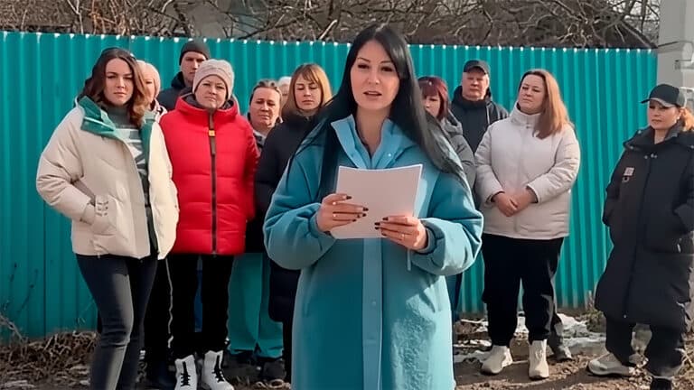 Жители Боралдая заявили о критическом состоянии поселка