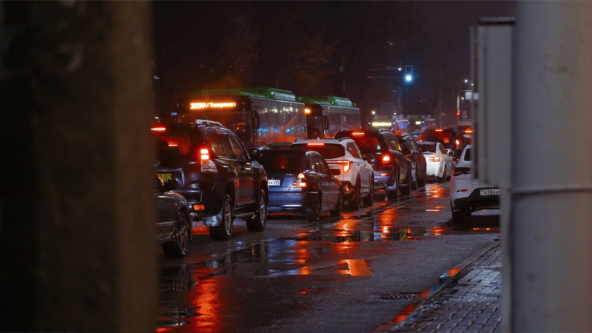 дороги в Алматы, пробки в Алматы, авто в Алматы, новый год в Алматы, пробки в новый год