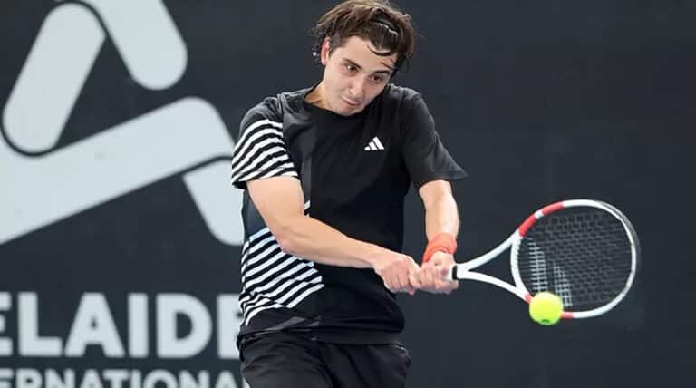 Второй раз за полгода одолев Фучовича, Шевченко поспорит за полуфинал Аделаиды