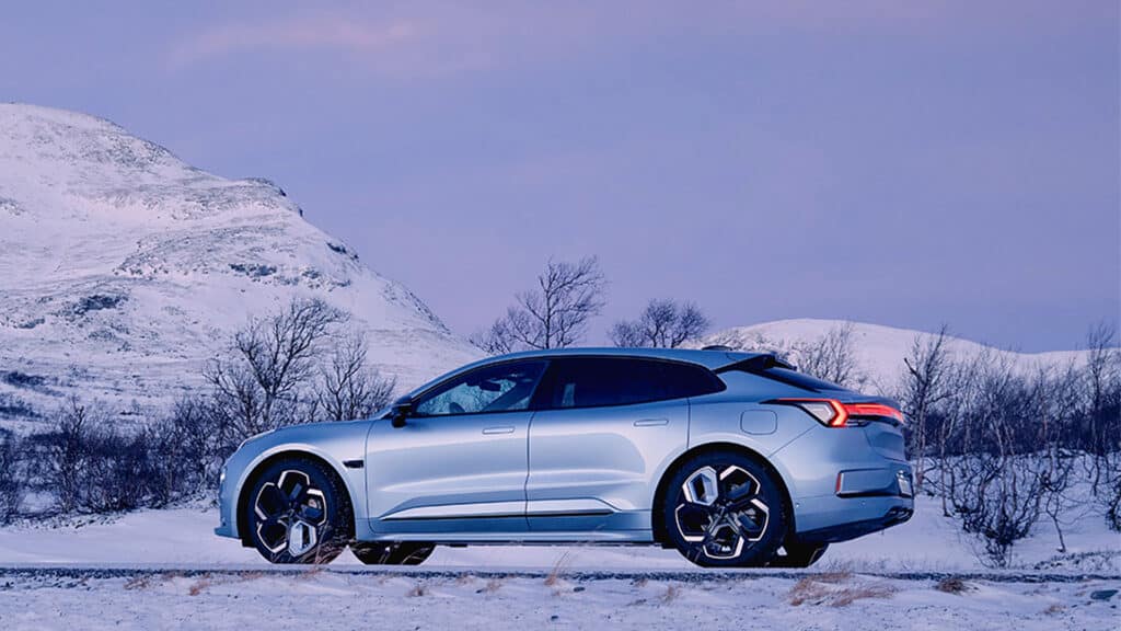 Владельцы электромобилей в Казахстане поделились зимними проблемами