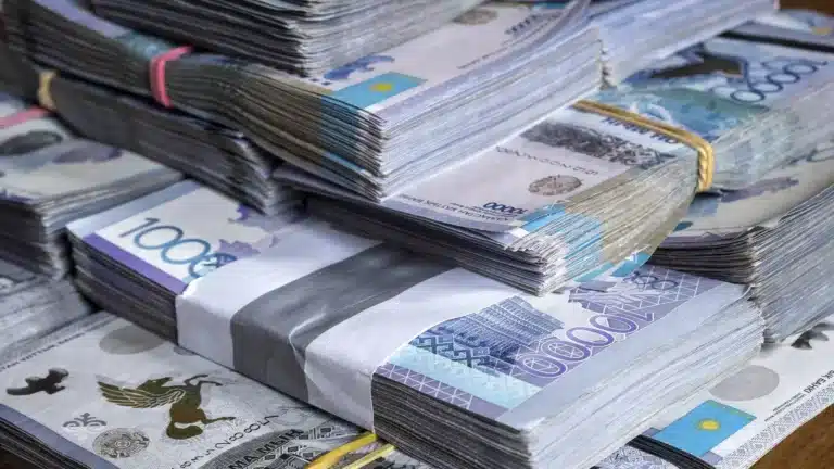 Ұлының еміне деп халықтан 1,3 млрд теңге жинаған әйел соттағы соңғы сөзін айтты