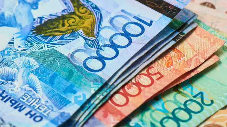 Өткен жылы 11 мың қызметкердің 2,8 млрд теңге жалақысы қайтарылды