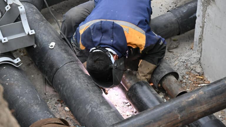 В Казахстане хотят снизить износ сетей водоснабжения до 33%