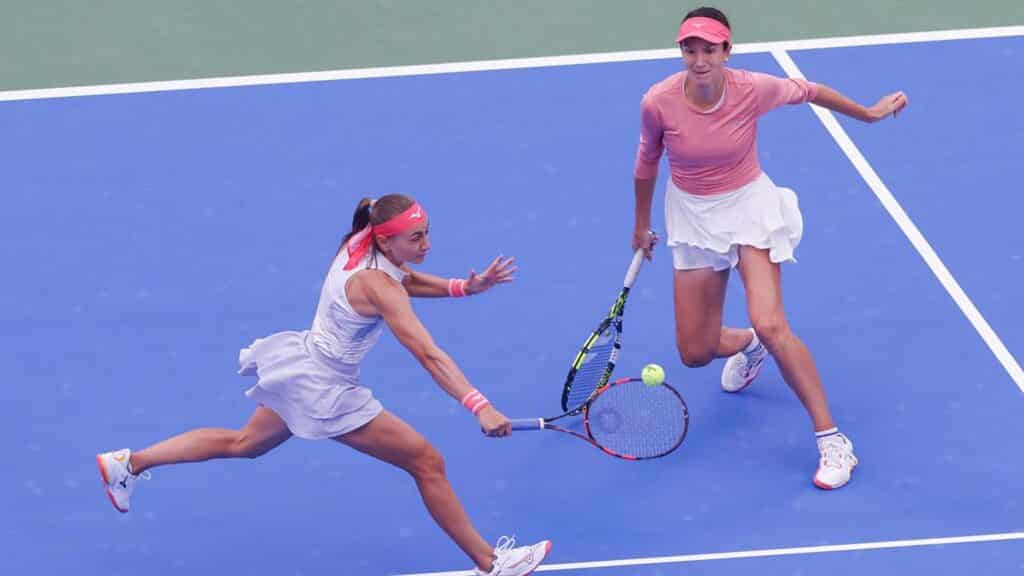 Вице-чемпионки «Ролан Гаррос-2025» Александра Крунич и Анна Данилина с победы стартовали на турнире Brisbane International-2026