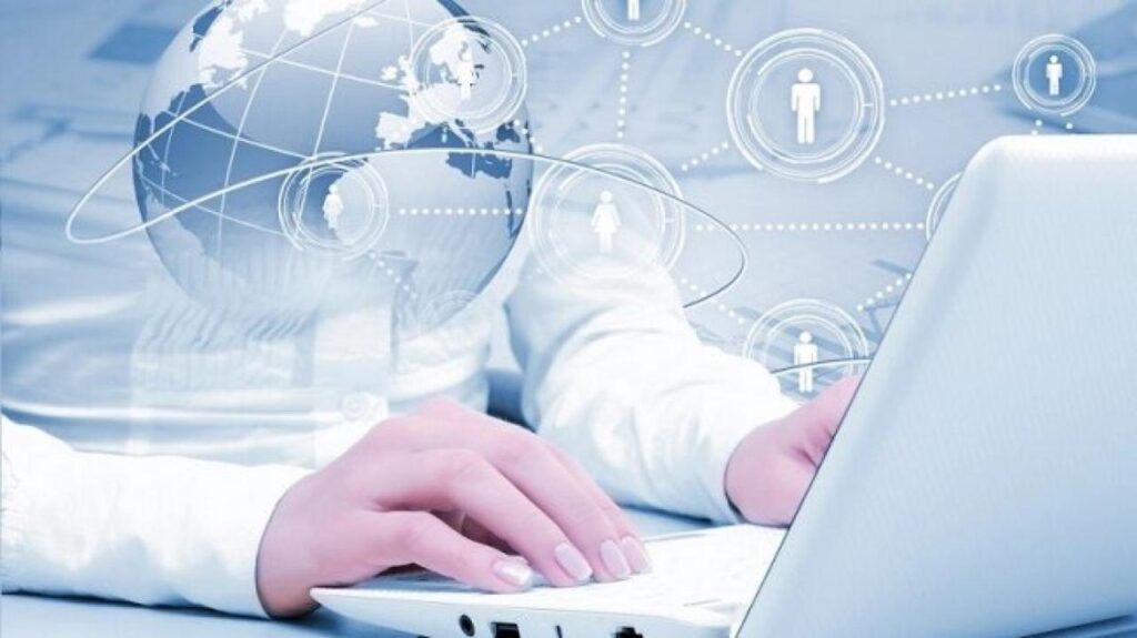 ҚТЖ пойыздары мен Air Astana ұшақтарында спутниктік интернет іске қосылады