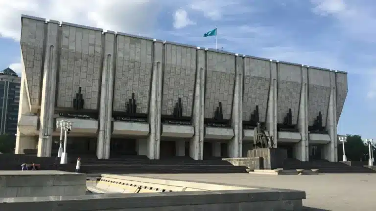 Қазақстанда театр билеттері айтарлықтай қымбаттады