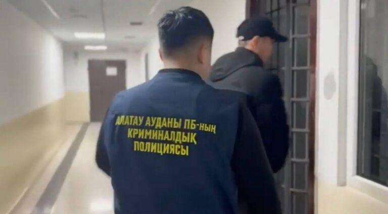 Алматы мешіттерінде намаз уақытында ұрлық жасаған ер адам ұсталды