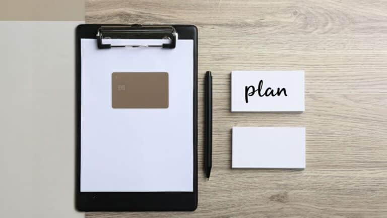 Какие кредиты гасить досрочно, а какие нет — считаем выгоду