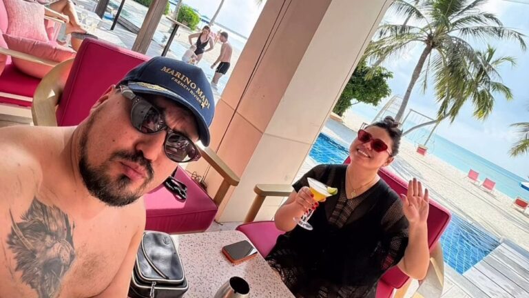 «Сен керексің»: Дариға Бадықова мен Олжас Абай шетелде бірге демалып жүр