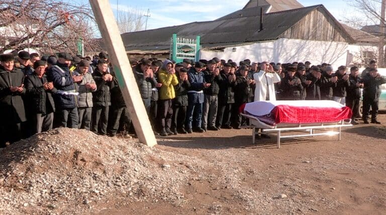 Кісі қолынан қаза тапқан қыздың жаназасында жағдайдың жаңа мән-жайы хабарланды